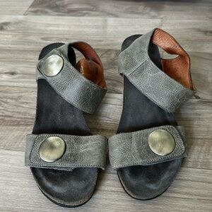 Taos carousel wedge suede sandal